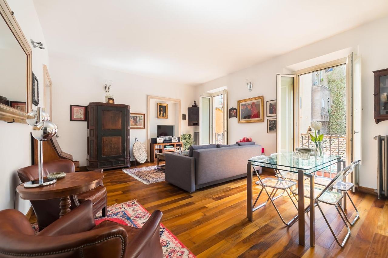 R.c. Cappellari Charming Campo De Fiori Appartement *